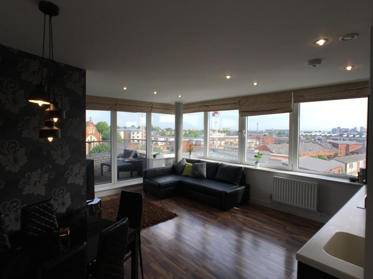 Luxury 2 Bed Penthouse Apartment Near Station Лондон Экстерьер фото
